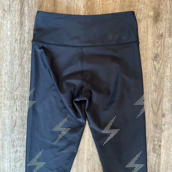 SOUL LEGGINGS SIZE(S) - Picture 7 of 7